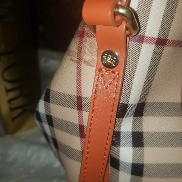 Burberry Haymarket Canterbury Tote - Picture 7 of 16